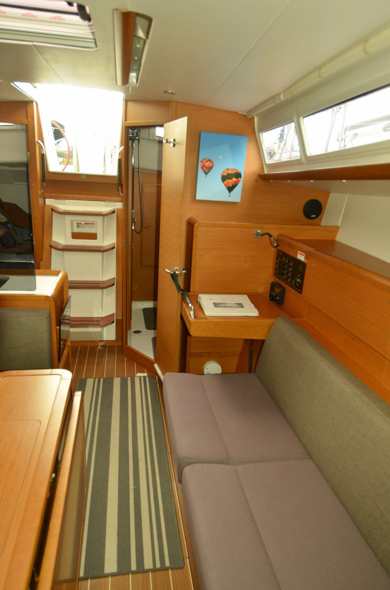 2012 Jeanneau Sun Odyssey 379 OptiMystic