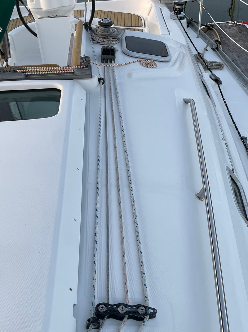 Beneteau Oceanis 331 - Irish Ayes