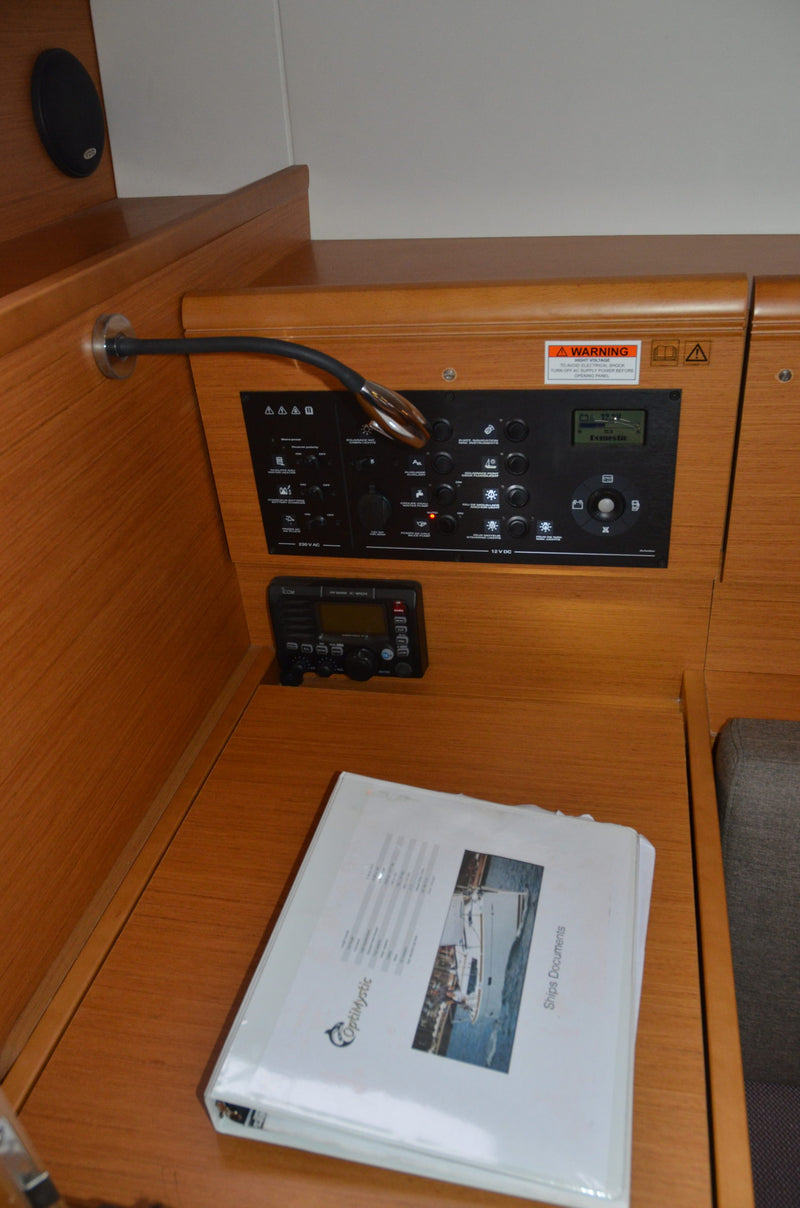 2012 Jeanneau Sun Odyssey 379 OptiMystic