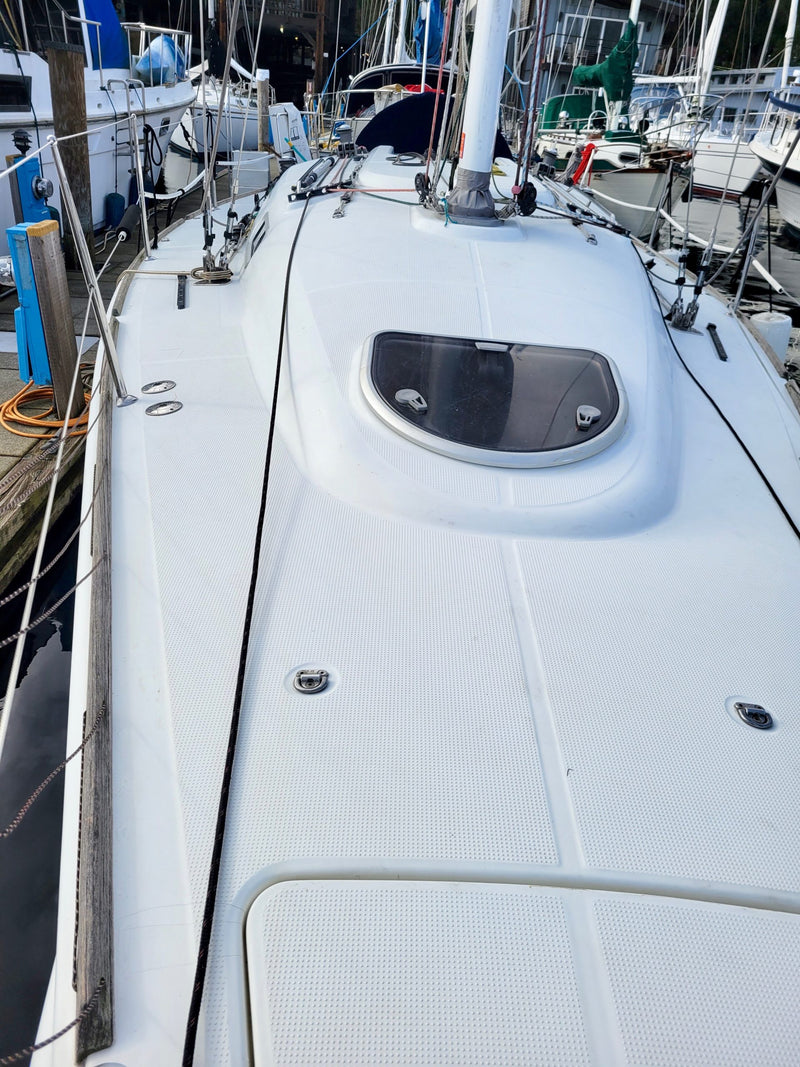 Beneteau First 10R- Lost Together