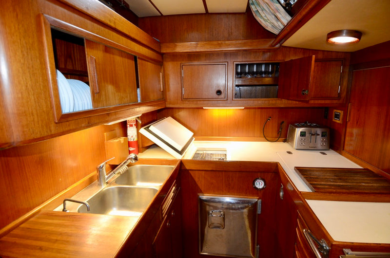 1983 Swan 651 – SHOW ME