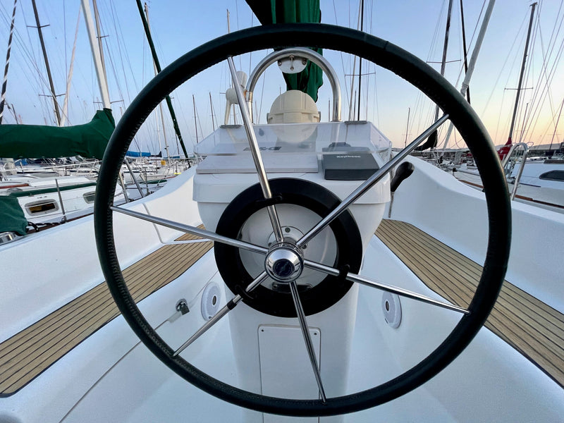 Beneteau Oceanis 331 - Irish Ayes