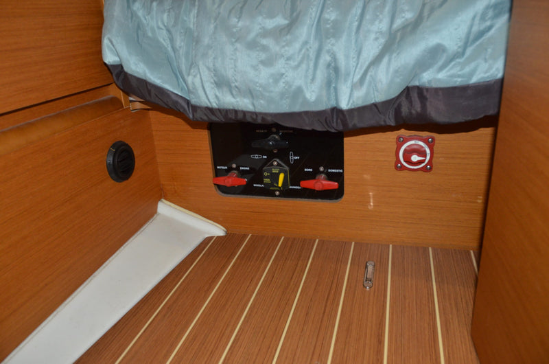 2012 Jeanneau Sun Odyssey 379 OptiMystic