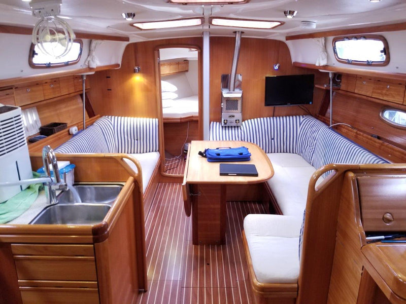 2007 Bavaria 37 Cruiser