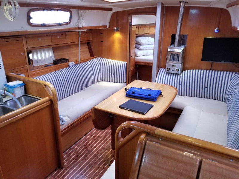 2007 Bavaria 37 Cruiser