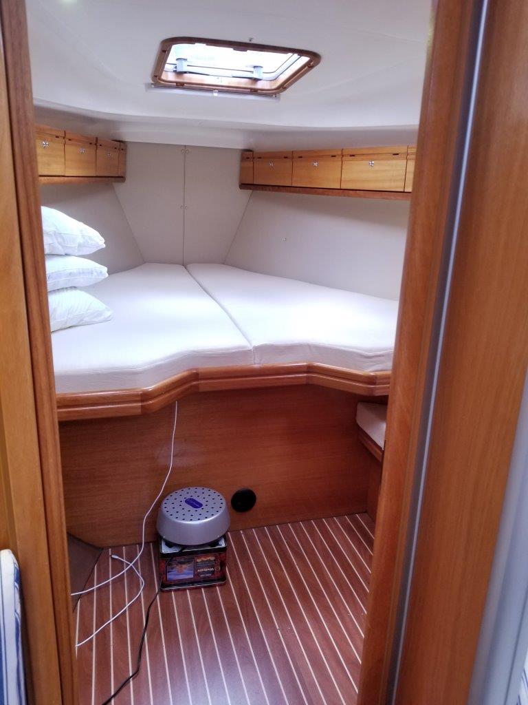 2007 Bavaria 37 Cruiser