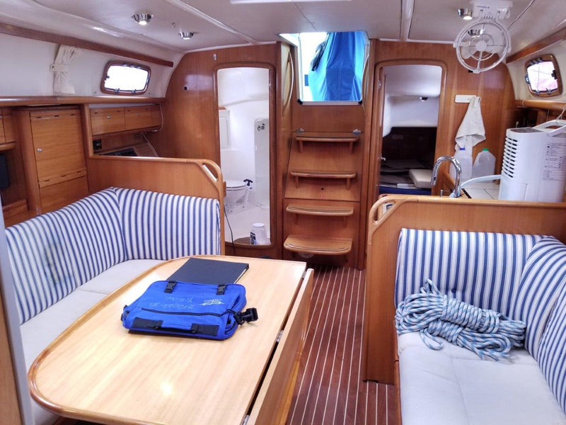 2007 Bavaria 37 Cruiser