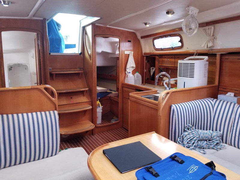 2007 Bavaria 37 Cruiser