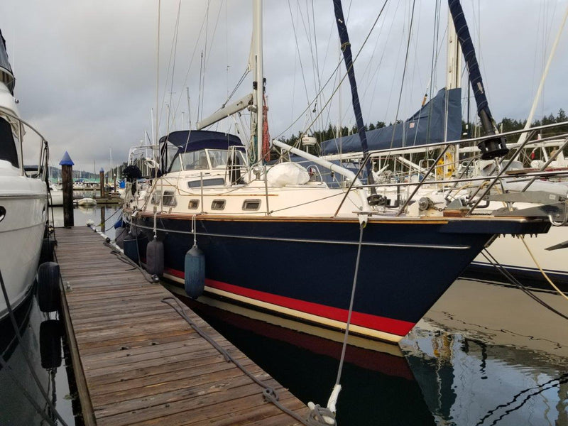 Island Packet 445 "Lucia Rose"