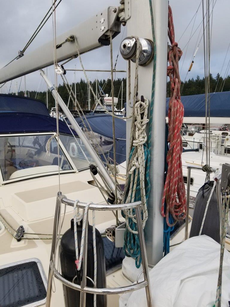 Island Packet 445 "Lucia Rose"