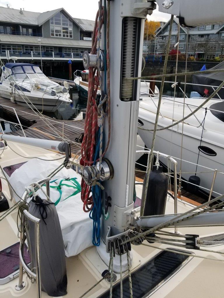Island Packet 445 "Lucia Rose"