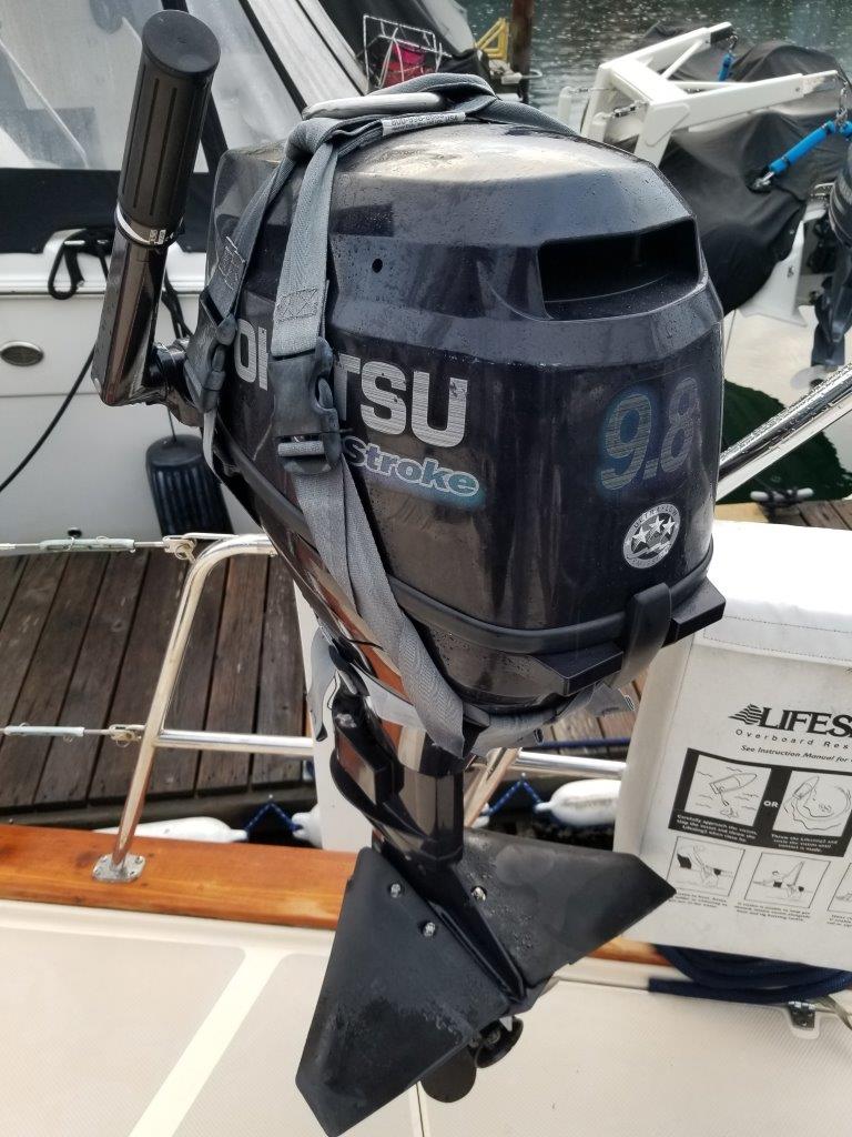 Island Packet 445 "Lucia Rose"