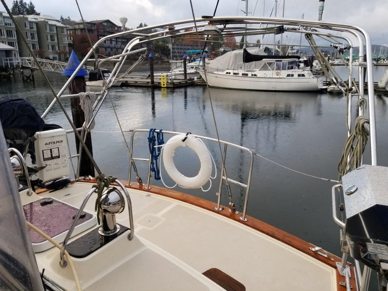 Island Packet 445 "Lucia Rose"