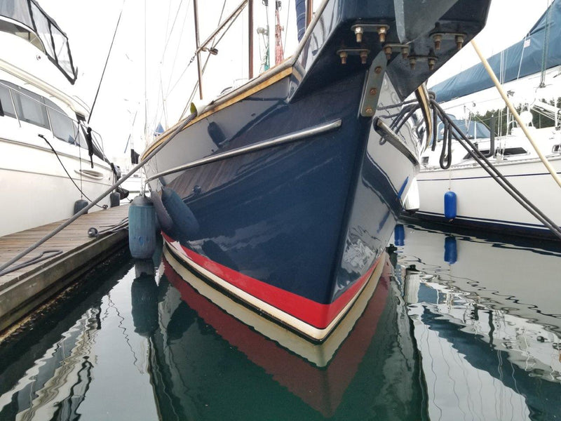 Island Packet 445 "Lucia Rose"