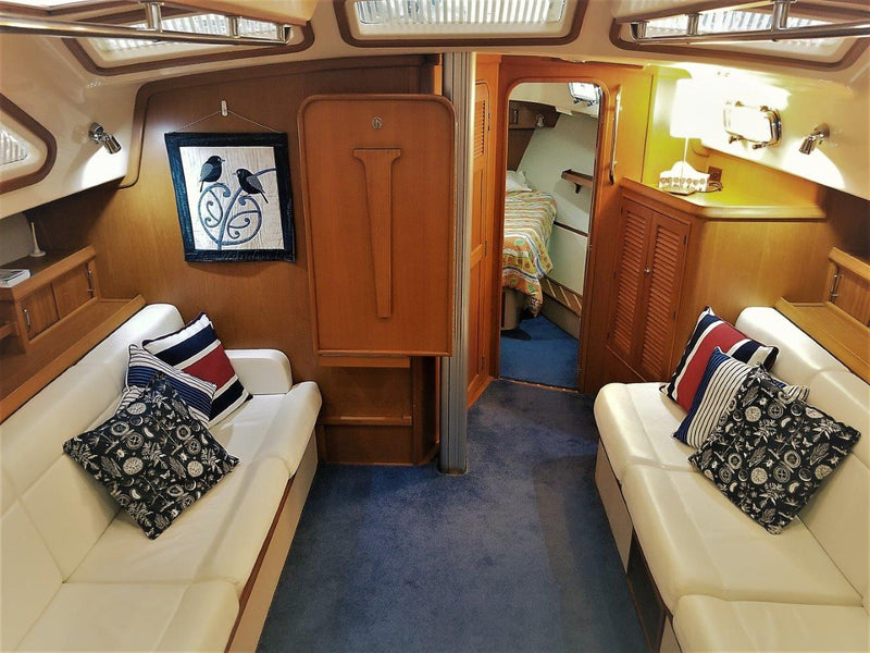 Island Packet 445 "Lucia Rose"