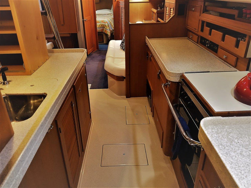 Island Packet 445 "Lucia Rose"