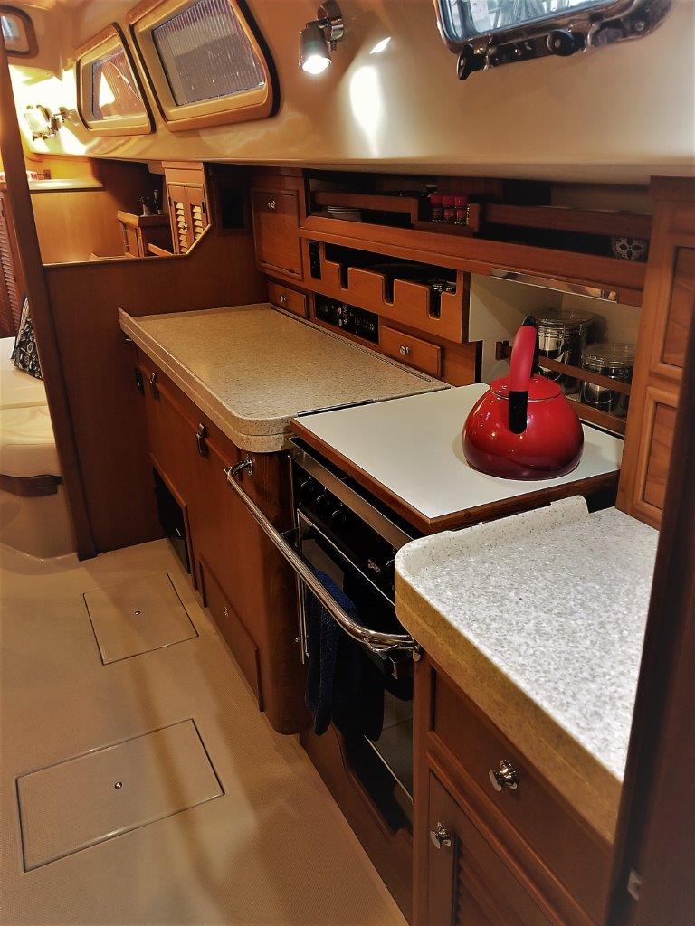 Island Packet 445 "Lucia Rose"