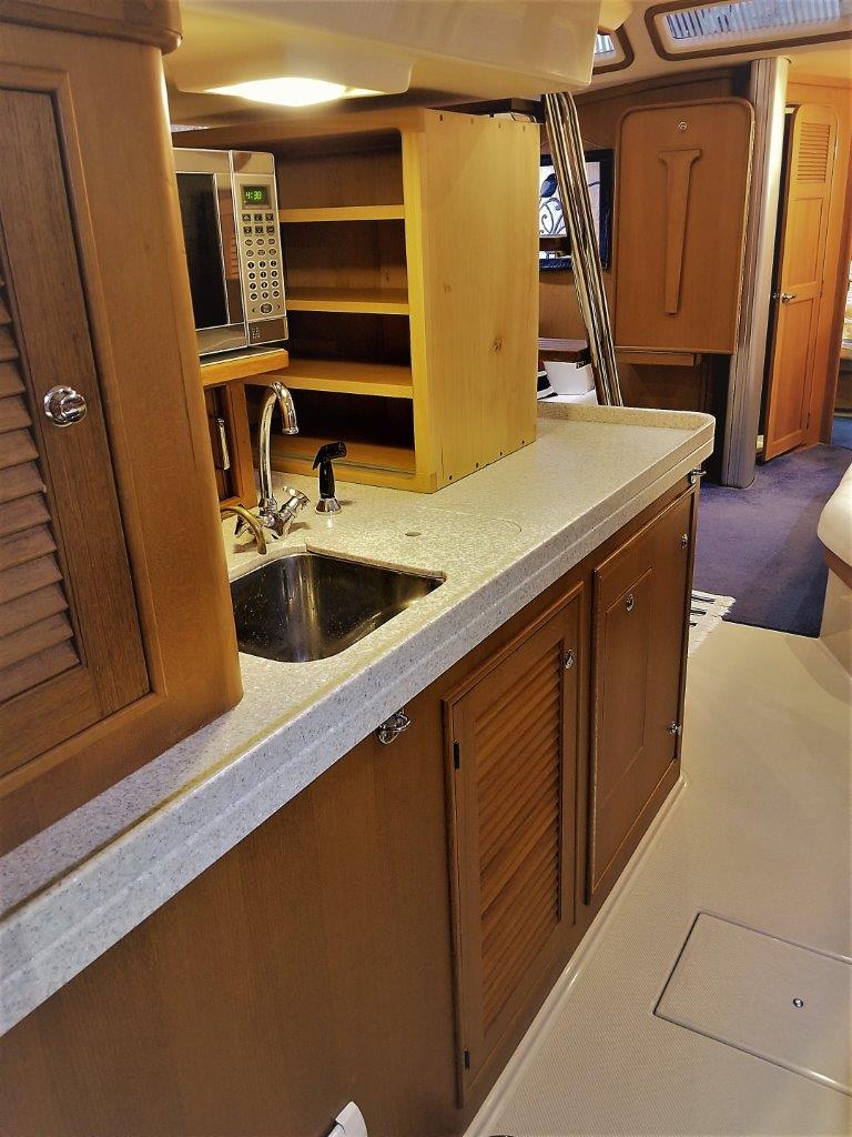 Island Packet 445 "Lucia Rose"