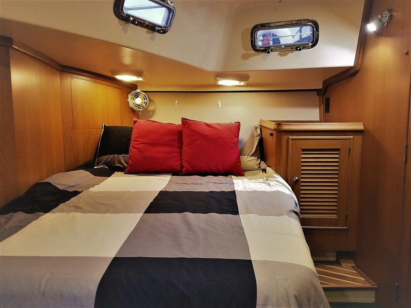 Island Packet 445 "Lucia Rose"
