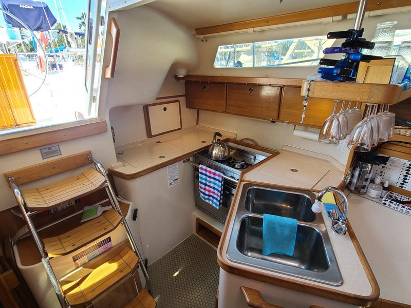 Catalina 320_Invitation II