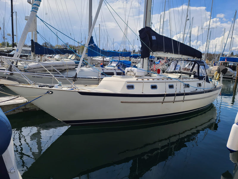 Pacific Seacraft 37_Summer Breeze