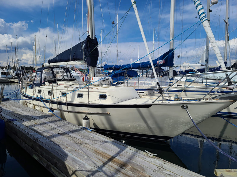 Pacific Seacraft 37_Summer Breeze
