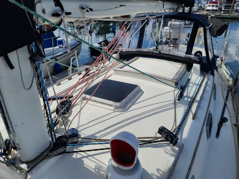 Pacific Seacraft 37_Summer Breeze