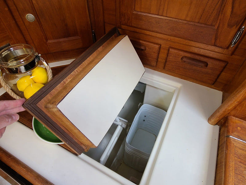 Pacific Seacraft 37_Summer Breeze