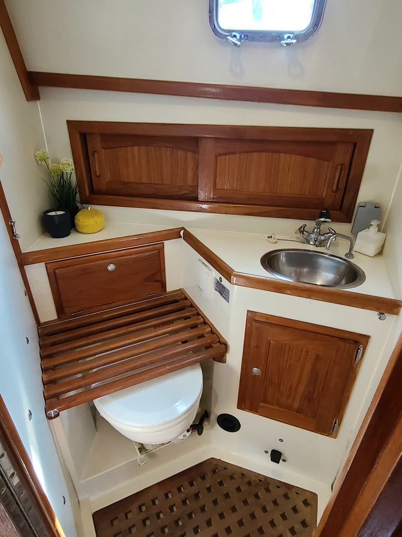 Pacific Seacraft 37_Summer Breeze