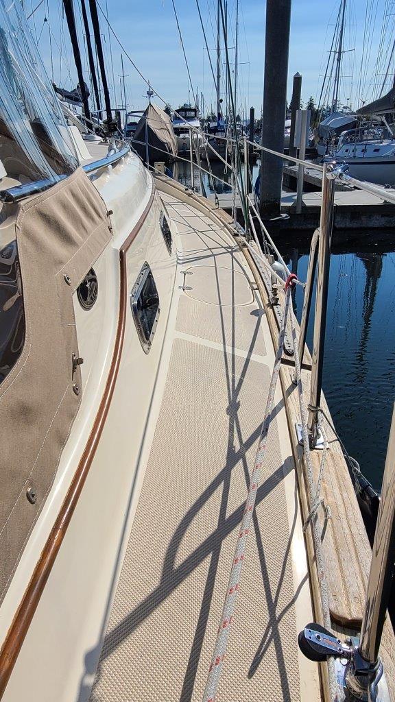 1999 Island Packet 350
