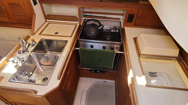 1999 Island Packet 350
