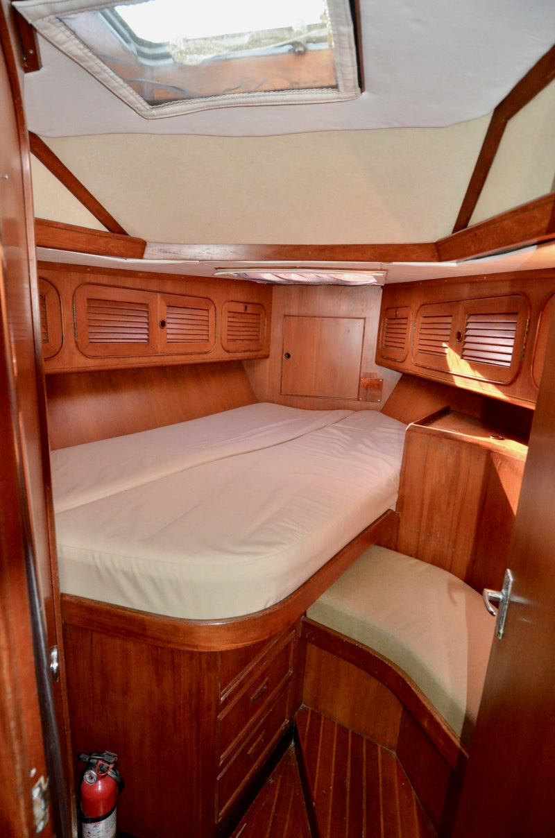 1989 Hylas 44 - Marama
