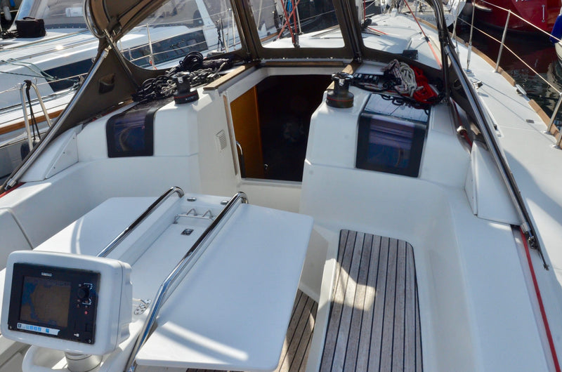 2012 Jeanneau Sun Odyssey 379 OptiMystic
