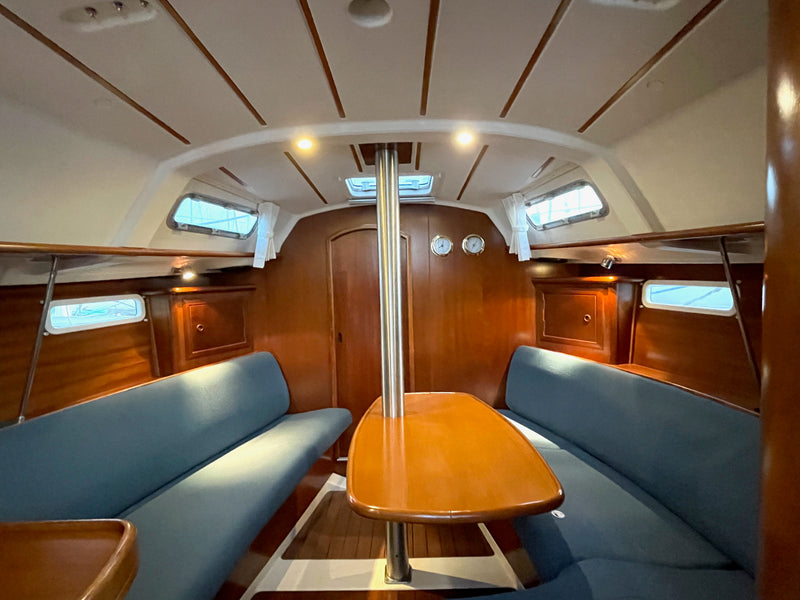 Beneteau Oceanis 331 - Irish Ayes