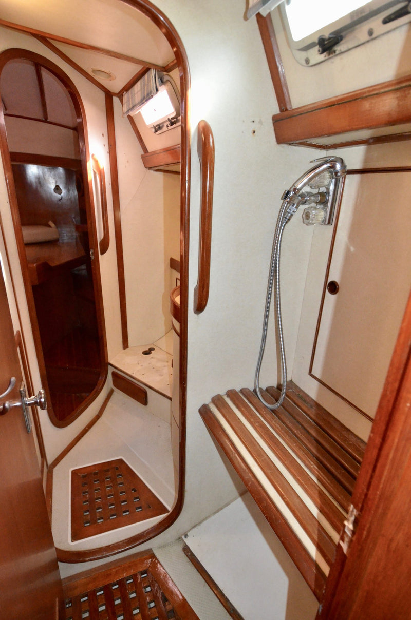 1989 Hylas 44 - Marama