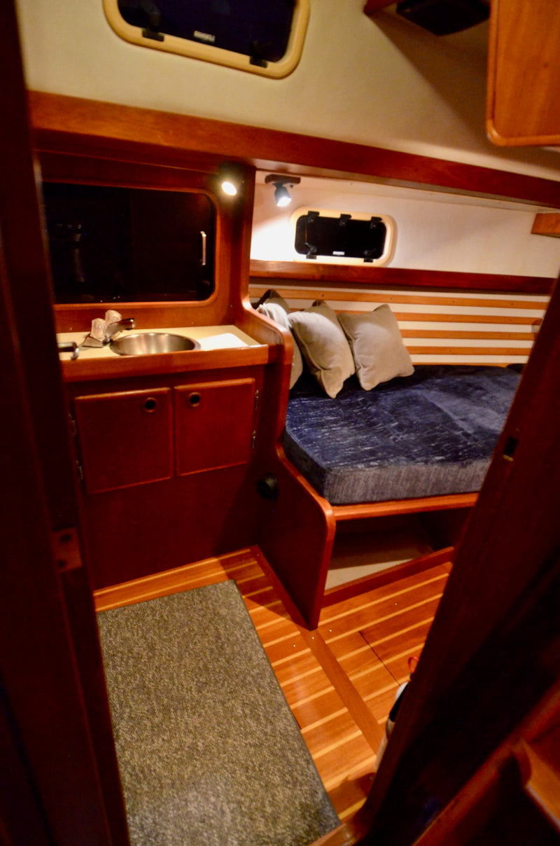 1988 Sceptre 41 - First Light