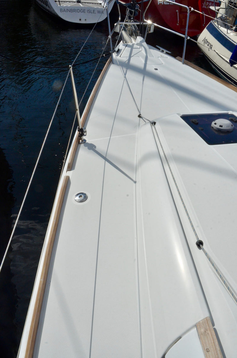 2012 Jeanneau Sun Odyssey 379 OptiMystic