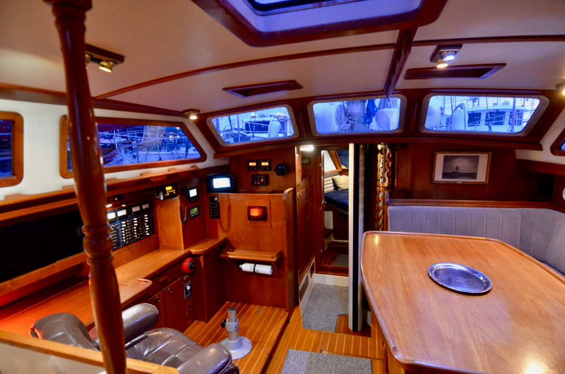 1988 Sceptre 41 - First Light