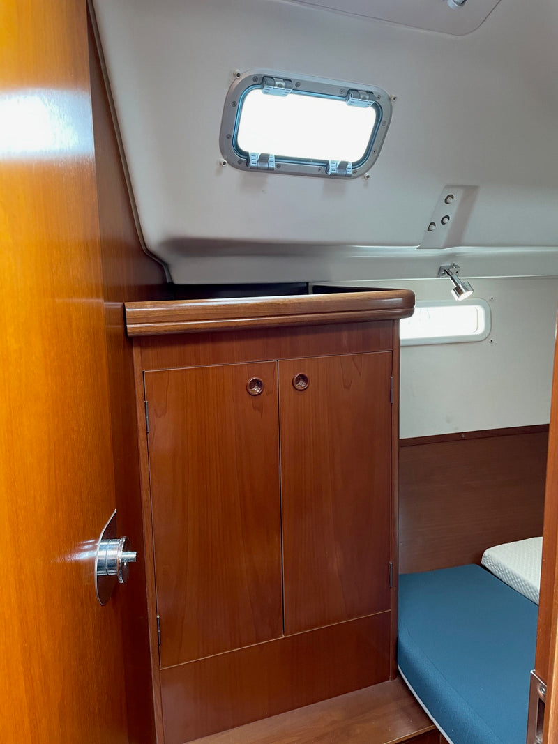 Beneteau Oceanis 331 - Irish Ayes