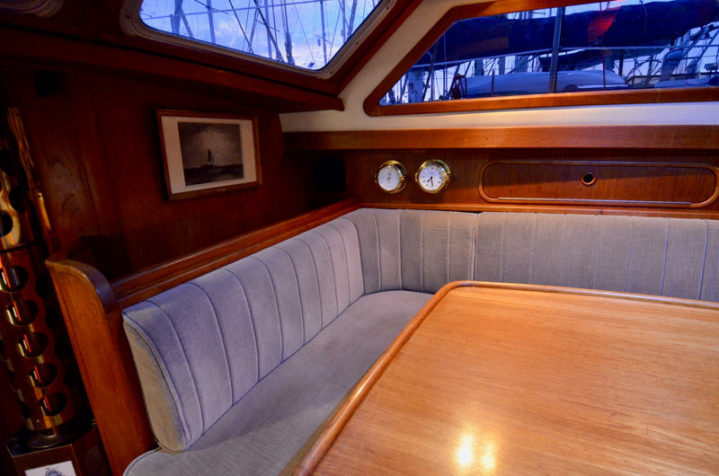 1988 Sceptre 41 - First Light