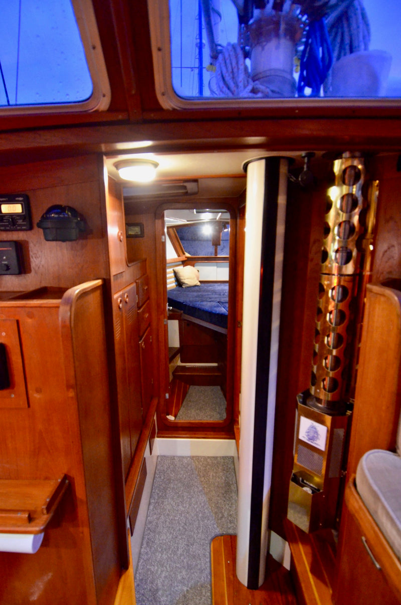 1988 Sceptre 41 - First Light