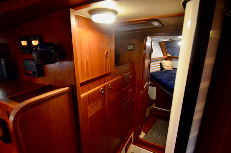 1988 Sceptre 41 - First Light