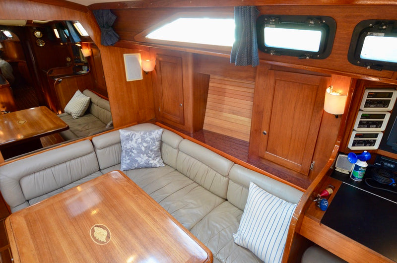 1989 Freedom 45 Center Cockpit - THUMPER III