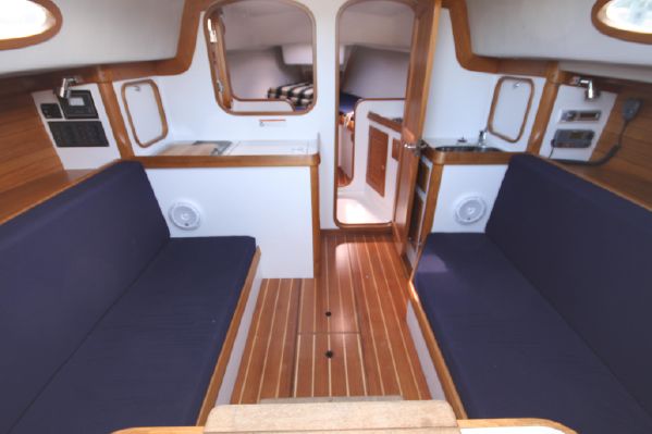 Alerion Express 33 - Ithaca