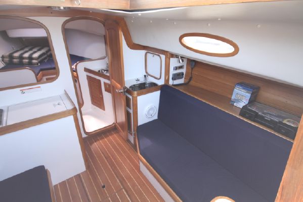 Alerion Express 33 - Ithaca