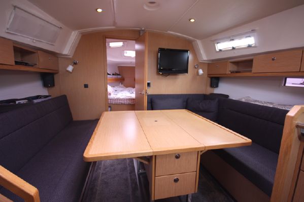 Bavaria Cruiser 36 - TIMBER