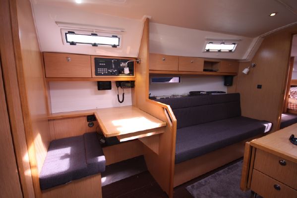 Bavaria Cruiser 36 - TIMBER