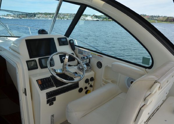 Pursuit 3370 Offshore
