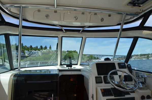 Pursuit 3370 Offshore