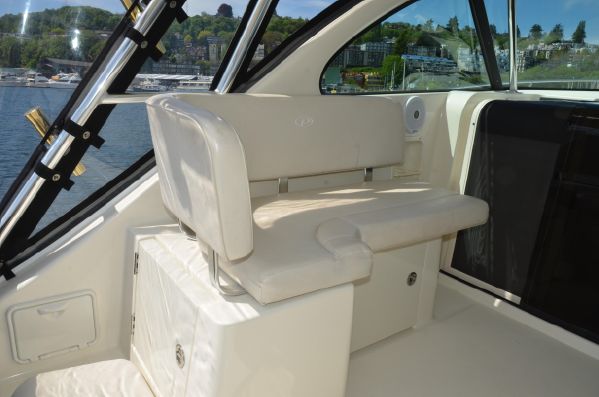 Pursuit 3370 Offshore